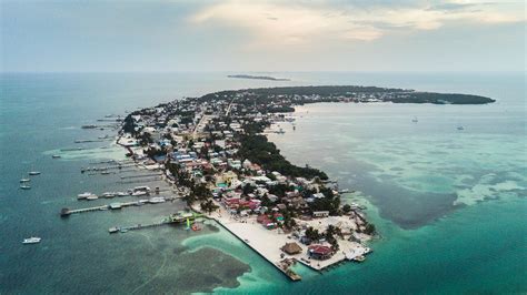 caulker caye belize.